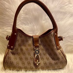 DOONEY BOURKE - Beautiful Large Purse